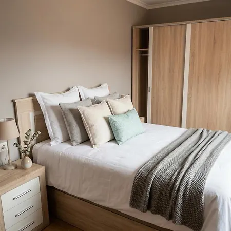 Precioso Cerca De La Playa De Samil