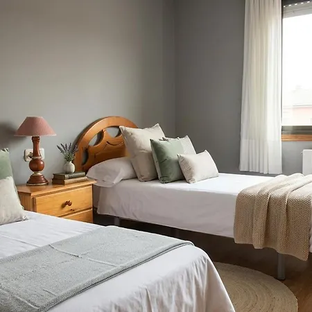 Precioso Cerca De La Playa De Samil